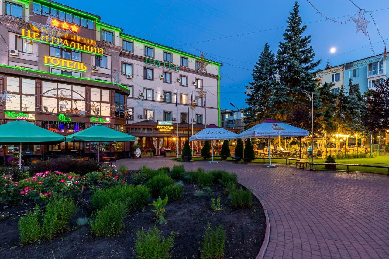 Centralny Hotel Кривой Рог Екстериор снимка